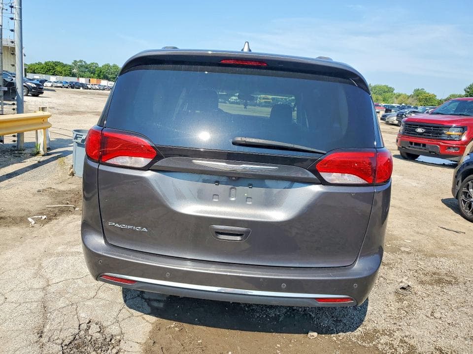 2018 CHRYSLER PACIFICA TOURING L 6