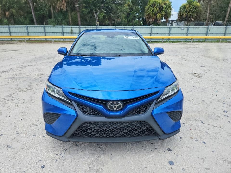 2018 TOYOTA CAMRY SE 5