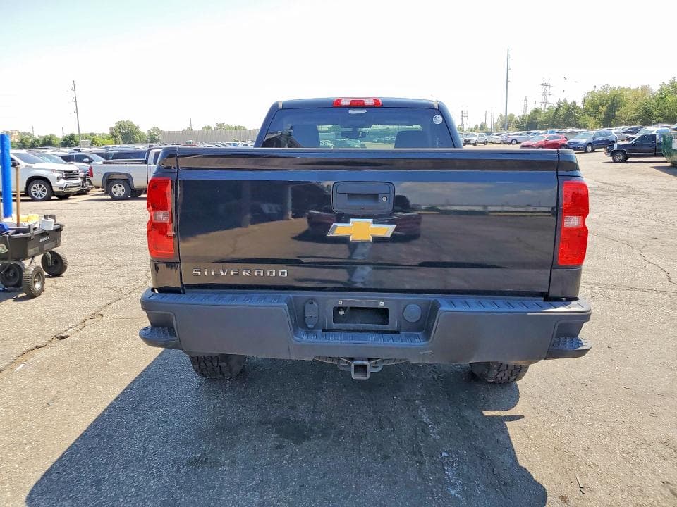2017 CHEVROLET SILVERADO K1500 6