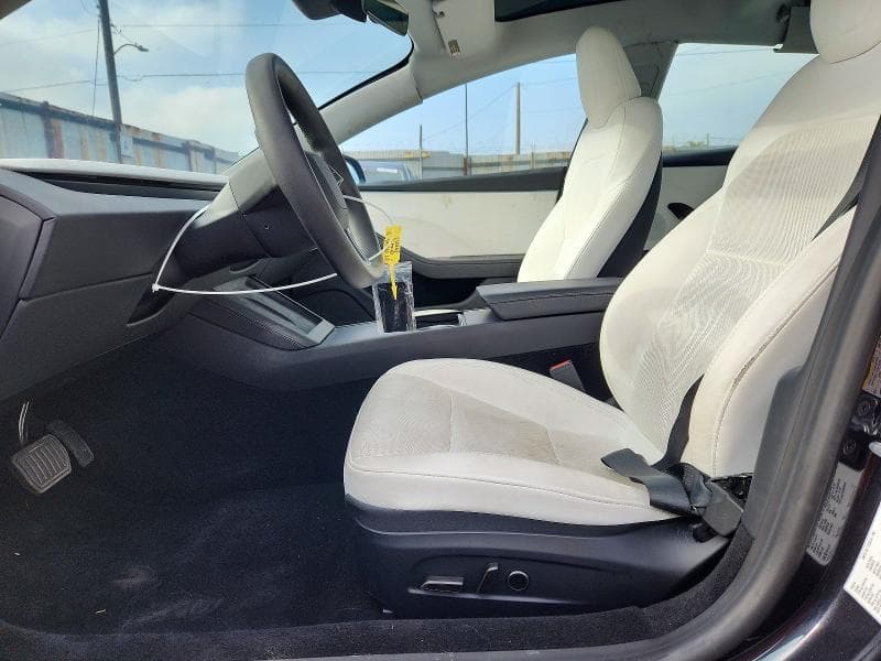 2024 TESLA MODEL 3 7