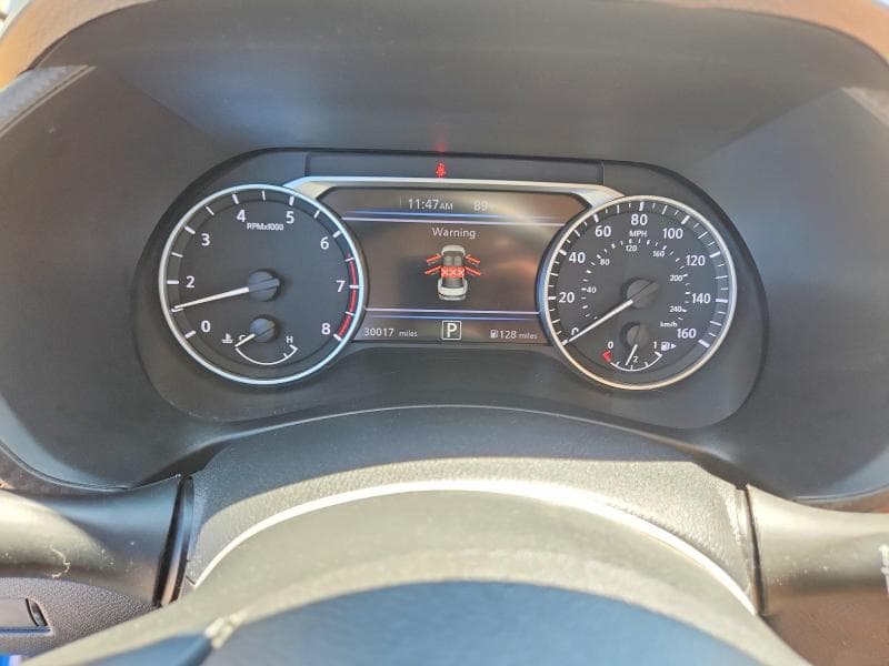 2025 NISSAN SENTRA SV 9