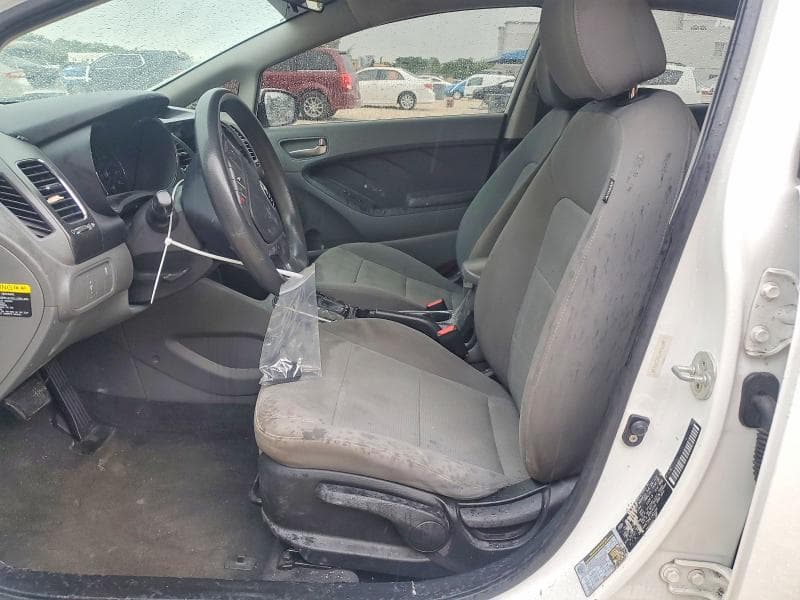 2017 KIA FORTE LX 7