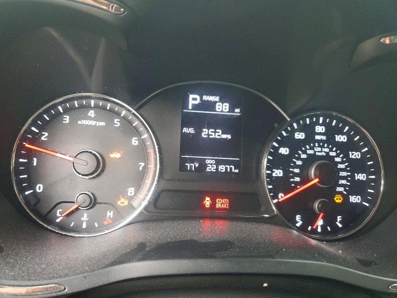 2017 KIA FORTE LX 9