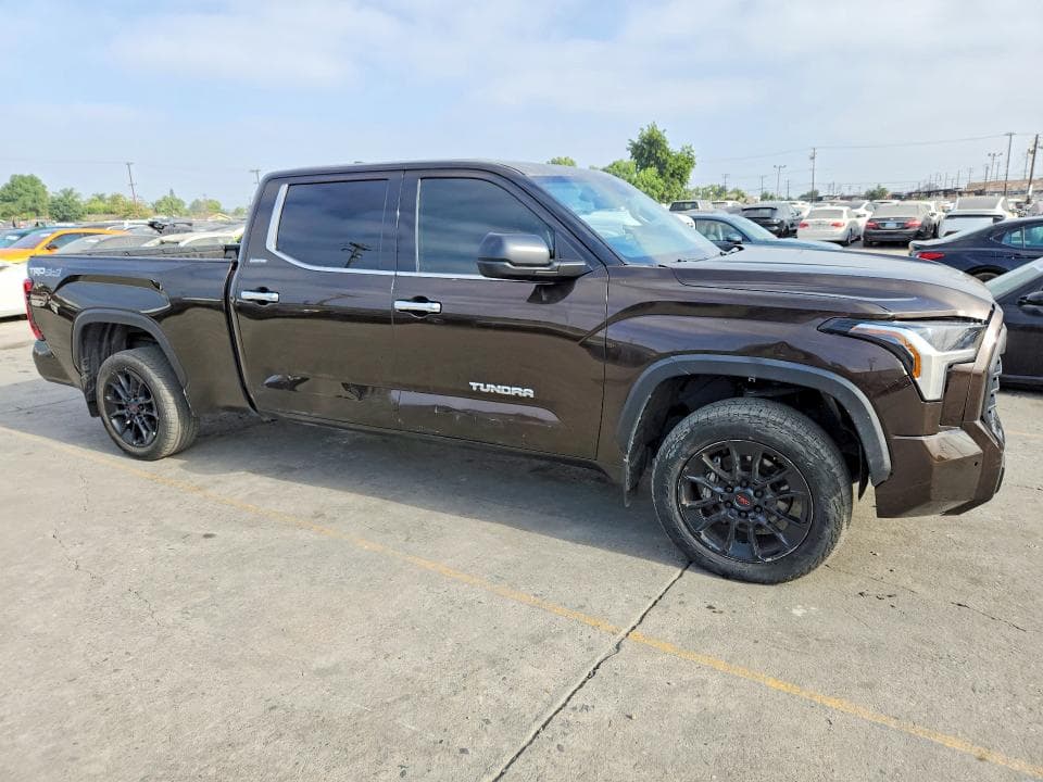 2022 TOYOTA TUNDRA CREWMAX LIMITED 4