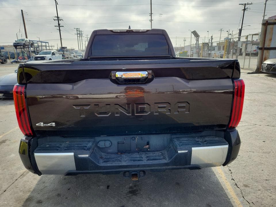 2022 TOYOTA TUNDRA CREWMAX LIMITED 6