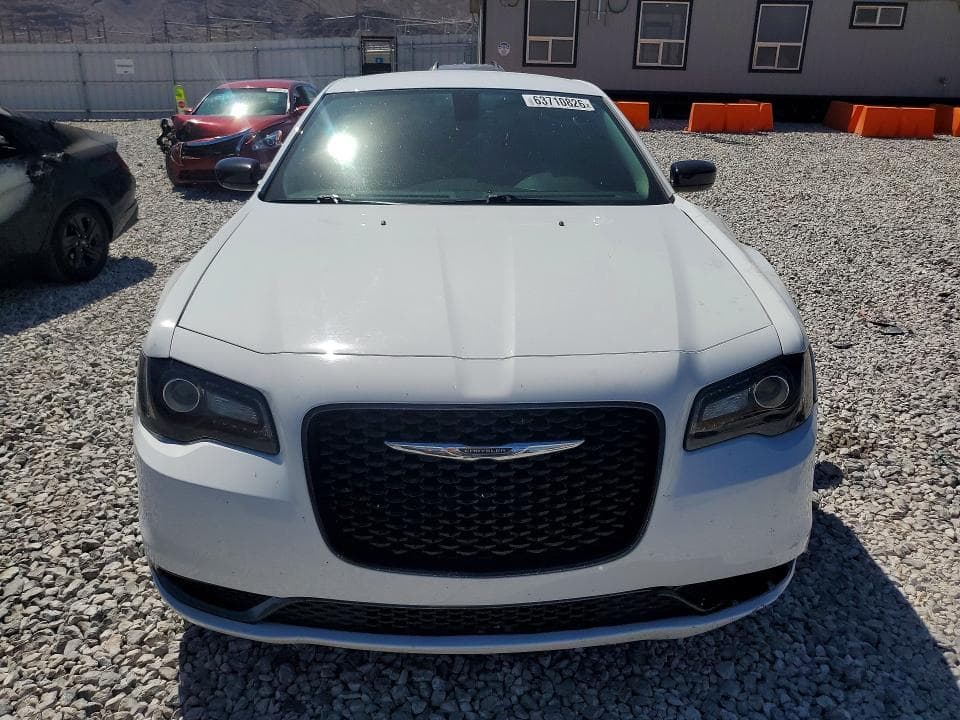 2019 CHRYSLER 300 TOURING 5