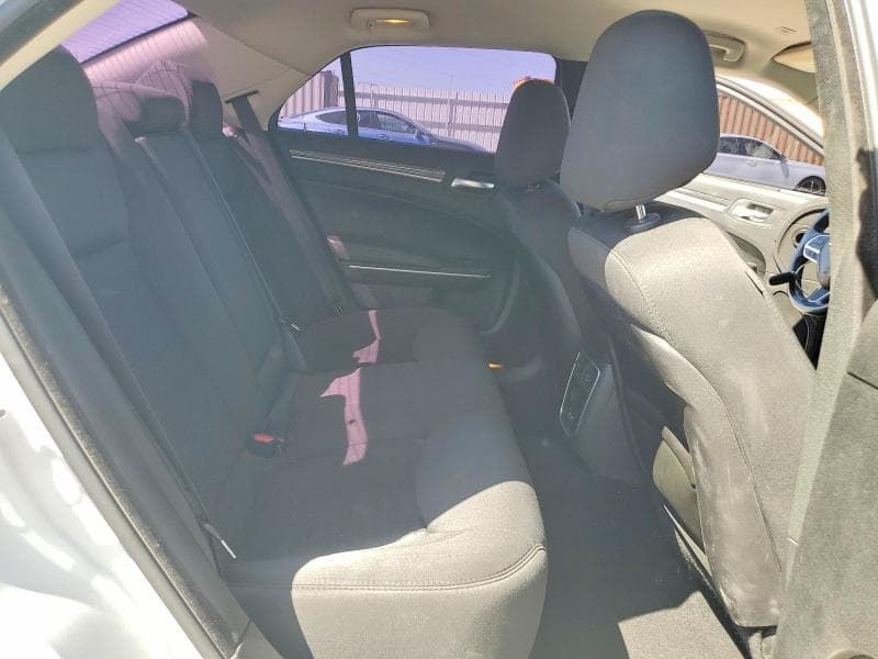 2019 CHRYSLER 300 TOURING 10