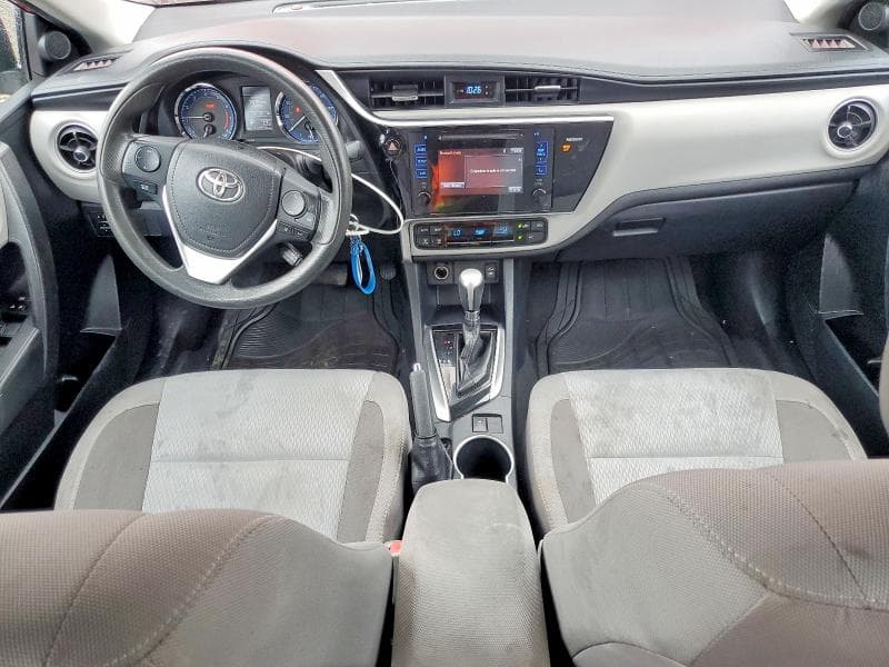 2017 TOYOTA COROLLA LE 8
