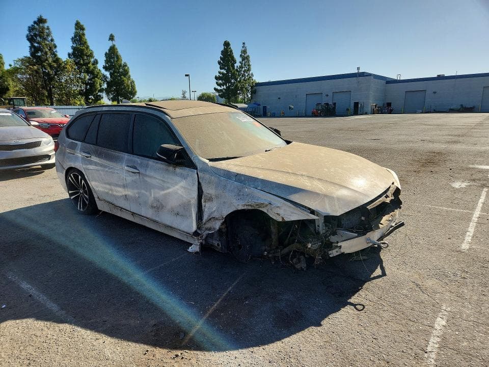 2018 BMW 330 XI 4