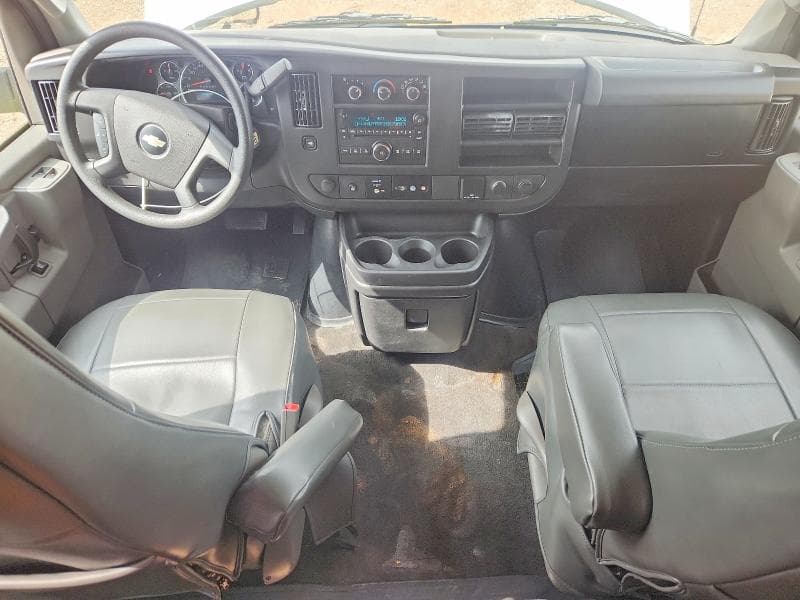 2017 CHEVROLET EXPRESS G3500 LT 8