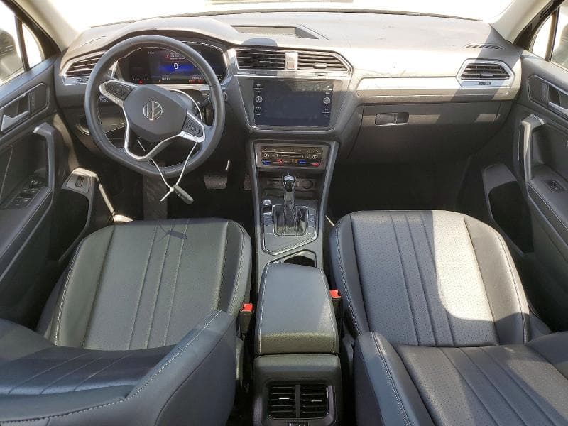 2022 VOLKSWAGEN TIGUAN SE 8