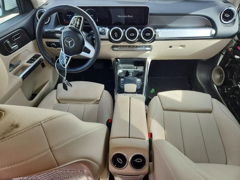 2021 MERCEDES-BENZ GLB 250 4MATIC 8