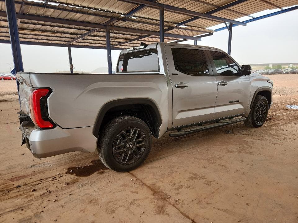 2026 TOYOTA TUNDRA LIMITED 3