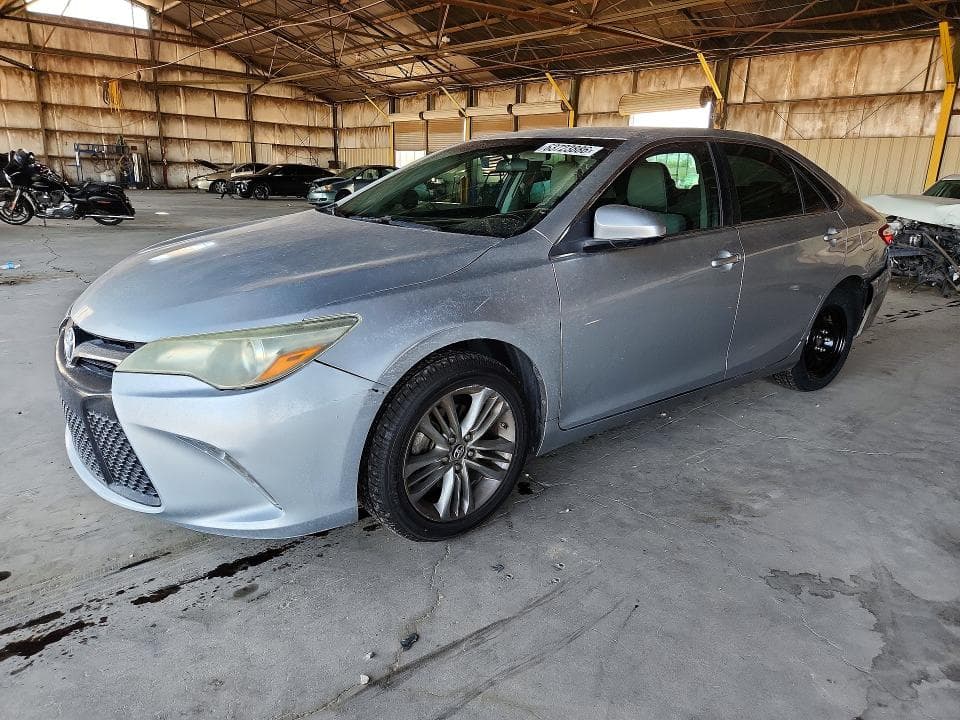 2017 TOYOTA CAMRY SE - 1