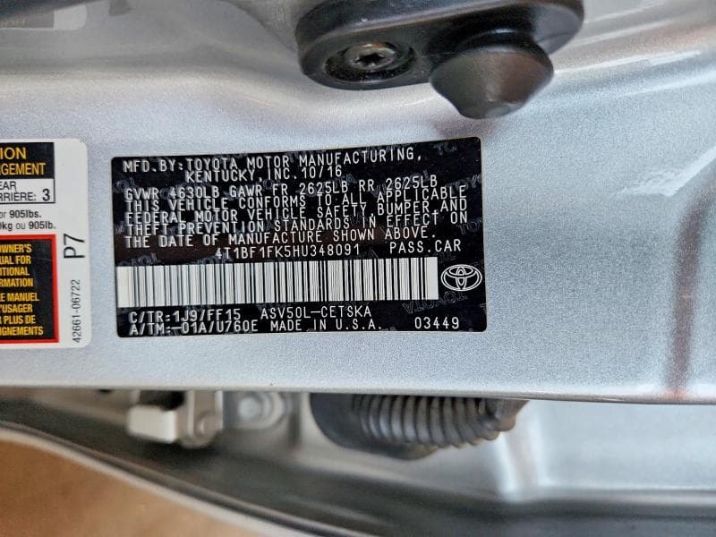 2017 TOYOTA CAMRY SE 12