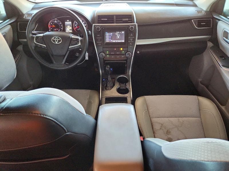 2017 TOYOTA CAMRY SE 8