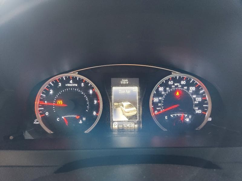 2017 TOYOTA CAMRY SE 9