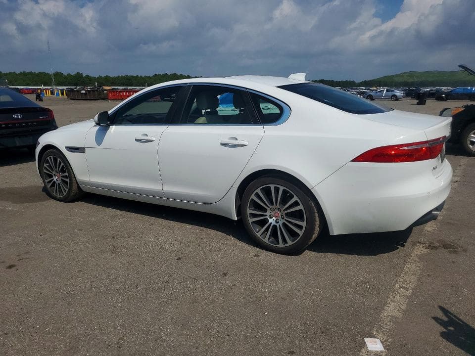 2020 JAGUAR XF PRESTIGE 2