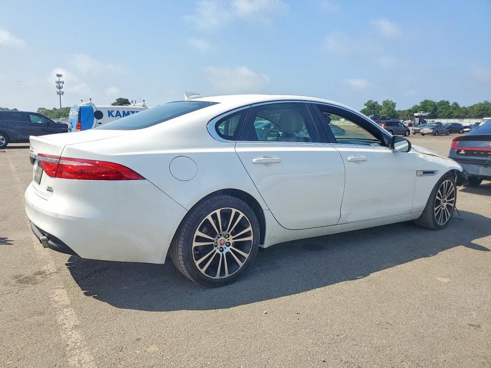 2020 JAGUAR XF PRESTIGE 3