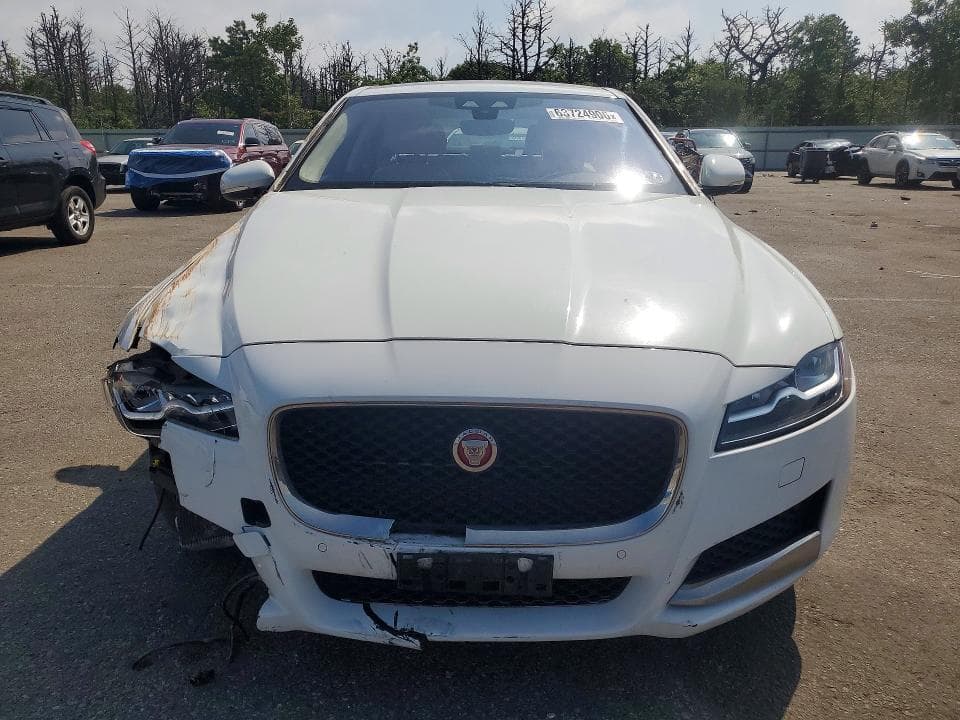 2020 JAGUAR XF PRESTIGE 5