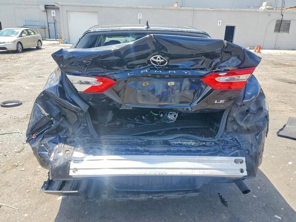 2019 TOYOTA CAMRY L 6