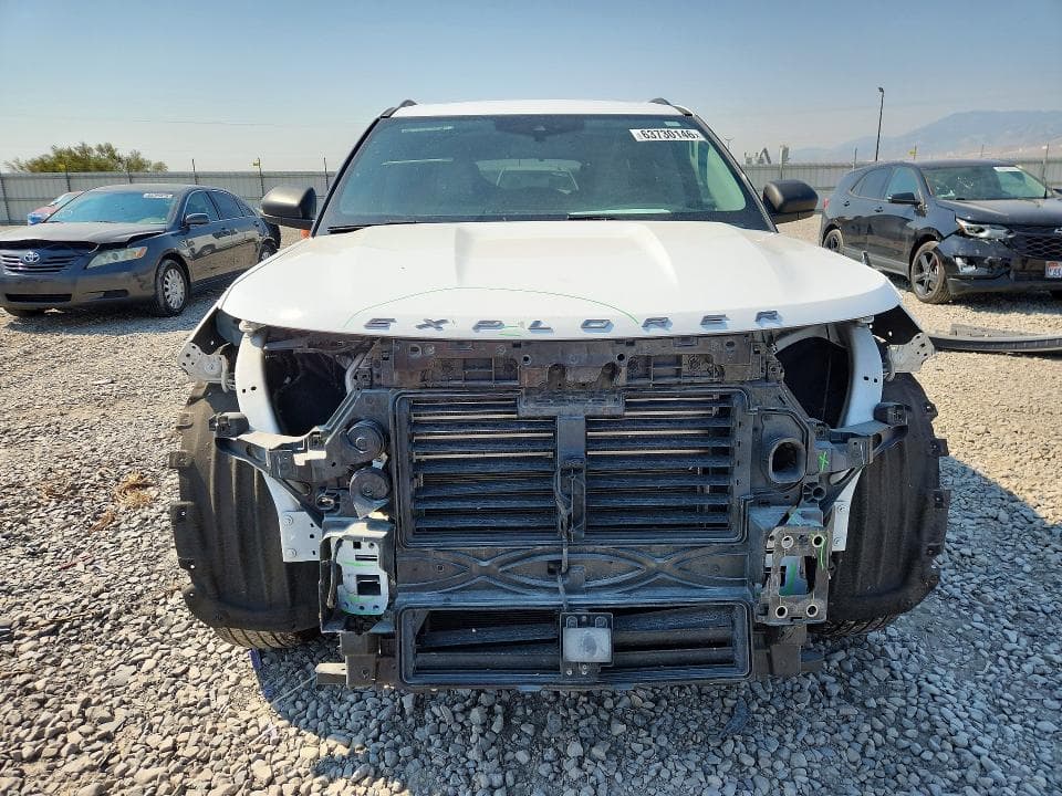 2021 FORD EXPLORER XLT 5