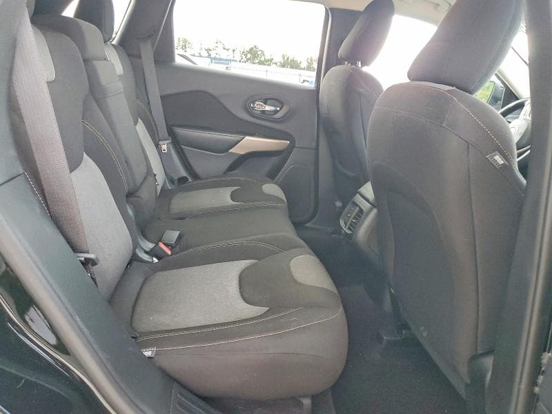 2018 JEEP CHEROKEE LATITUDE 11