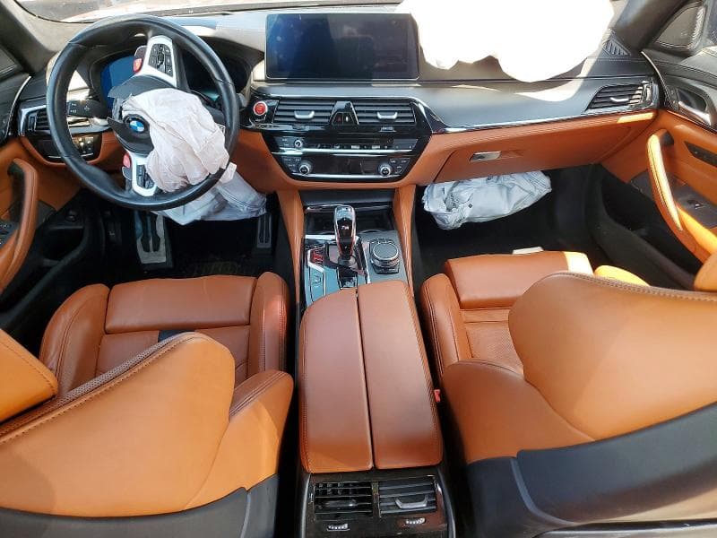 2022 BMW M5 8