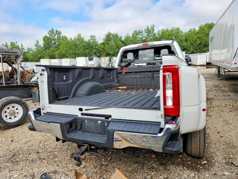 2023 FORD F350 SUPER DUTY 4