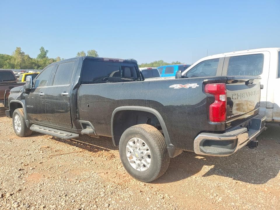 2022 CHEVROLET SILVERADO K3500 LTZ 2