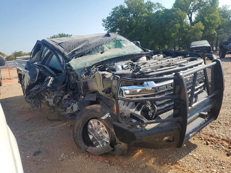 2022 CHEVROLET SILVERADO K3500 LTZ 4