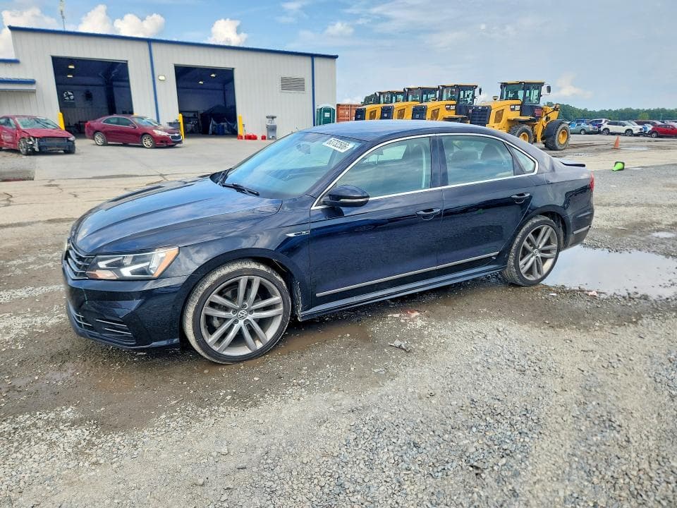 2017 VOLKSWAGEN PASSAT R-LINE - 1
