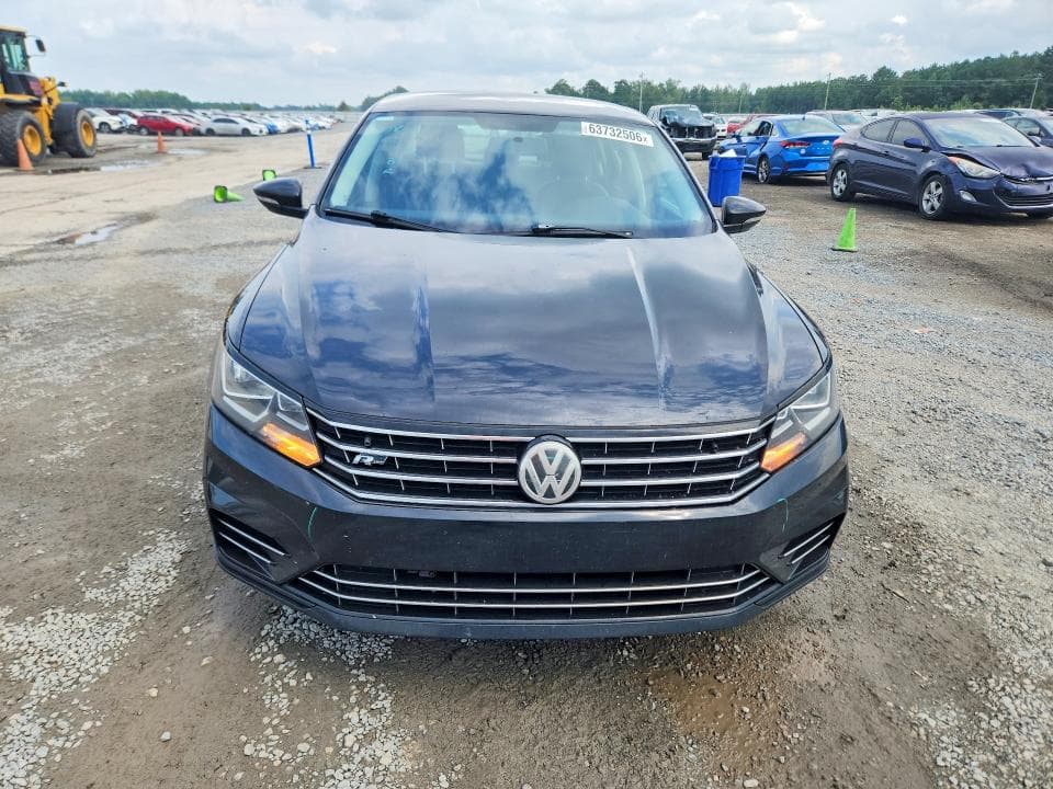 2017 VOLKSWAGEN PASSAT R-LINE 5
