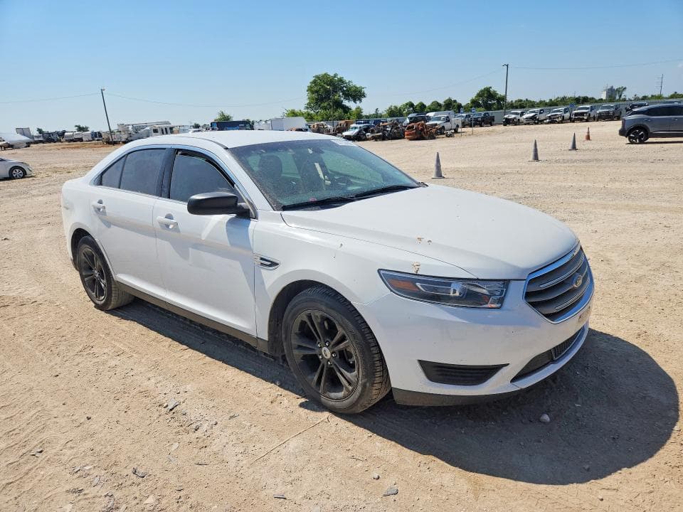 2018 FORD TAURUS SE 4