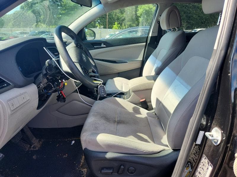 2017 HYUNDAI TUCSON SE 7