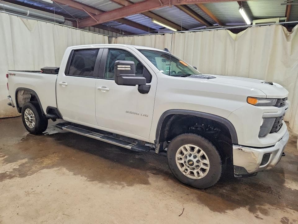 2026 CHEVROLET SILVERADO K2500 HEAVY DUTY LT 4
