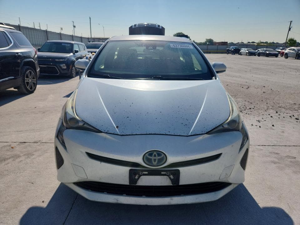 2017 TOYOTA PRIUS TWO 5