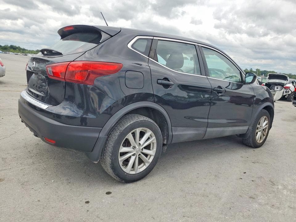 2017 NISSAN ROGUE SPORT S 3