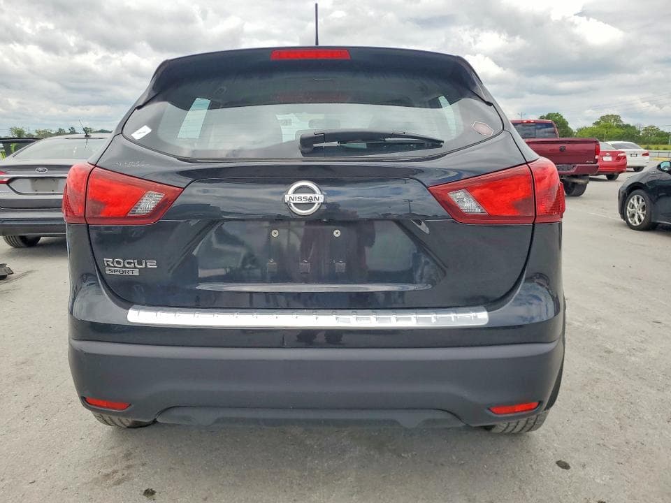 2017 NISSAN ROGUE SPORT S 6