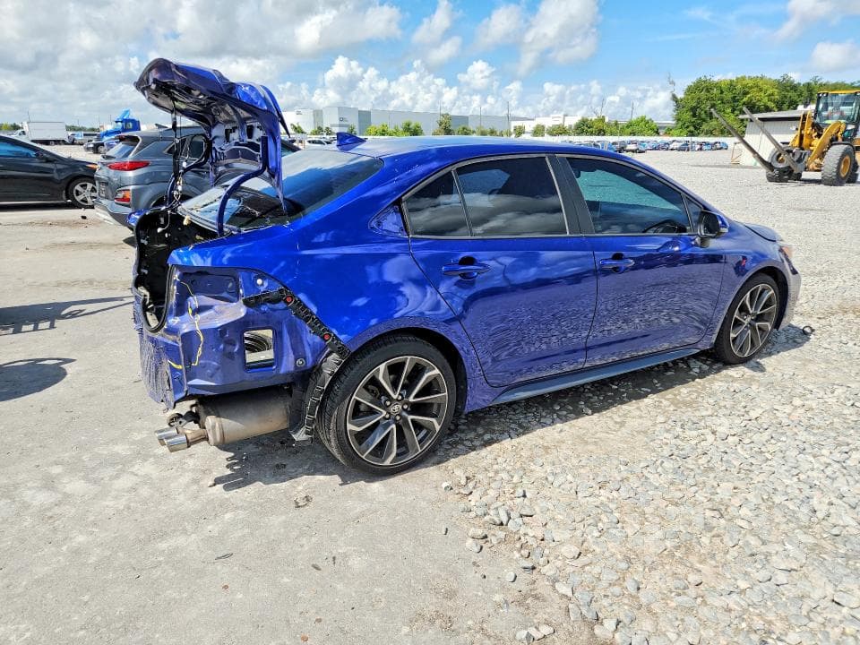 2020 TOYOTA COROLLA SE 3