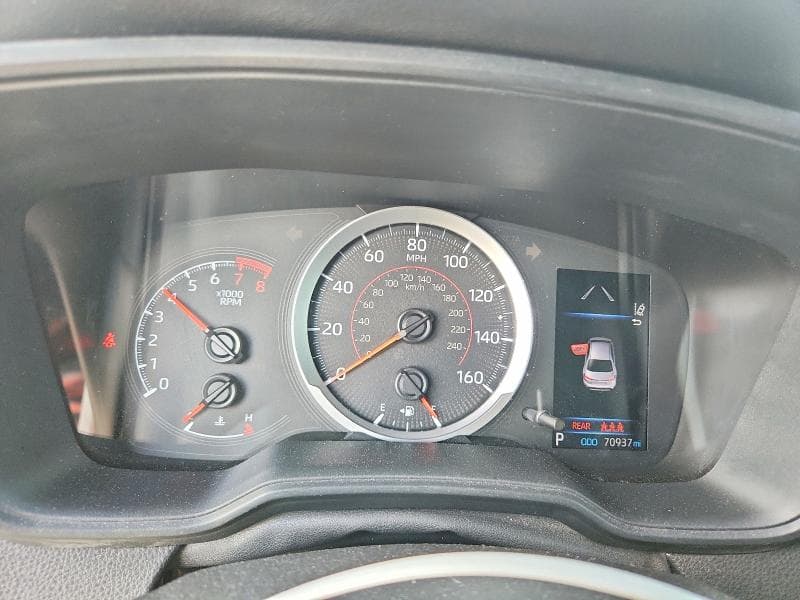 2020 TOYOTA COROLLA SE 7