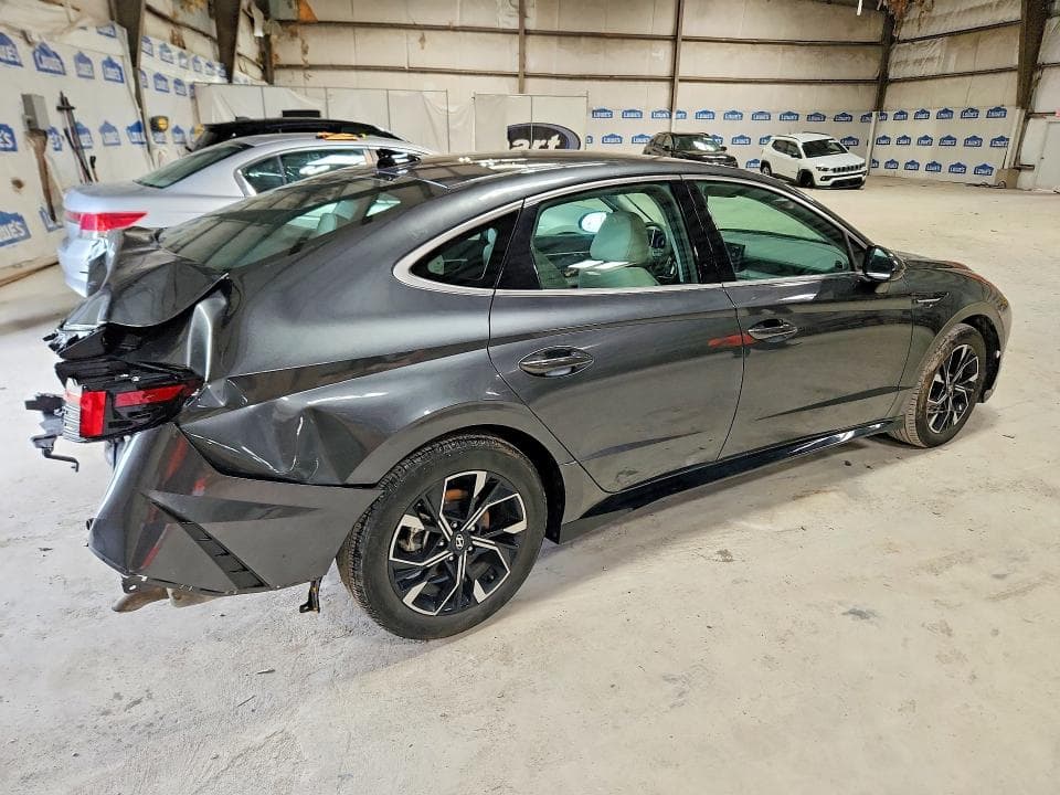 2025 HYUNDAI SONATA SEL 3