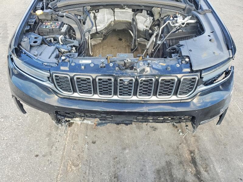 2021 JEEP CHEEROKEE 12
