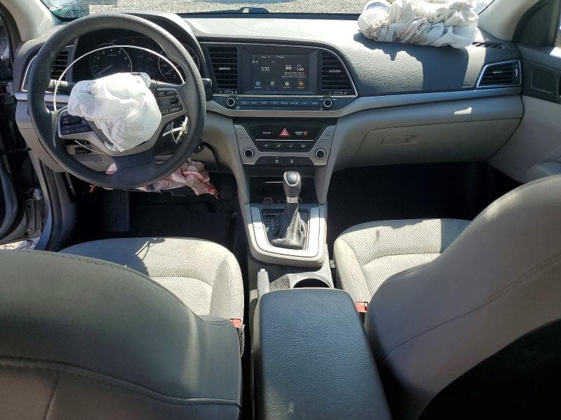 2017 HYUNDAI ELANTRA SE 8