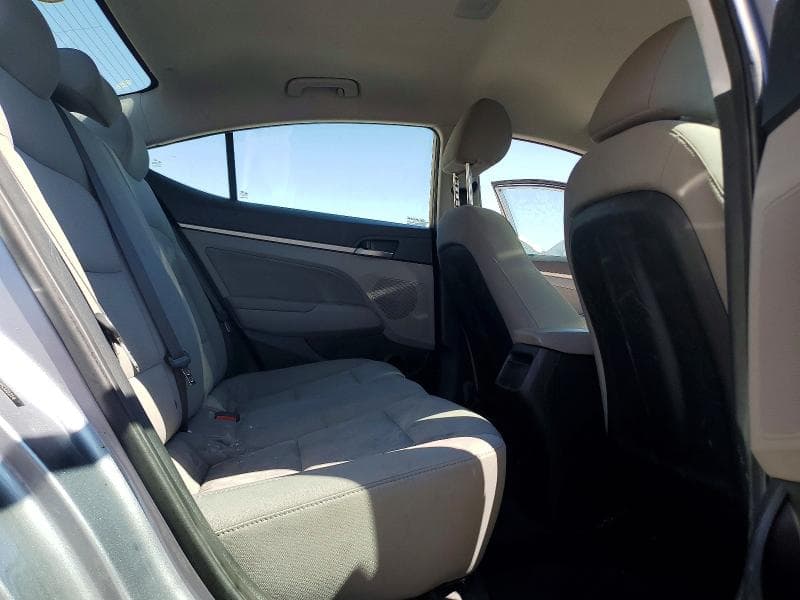 2017 HYUNDAI ELANTRA SE 10
