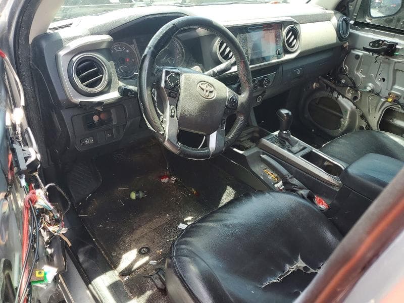 2019 TOYOTA TACOMA SR5 V6 8