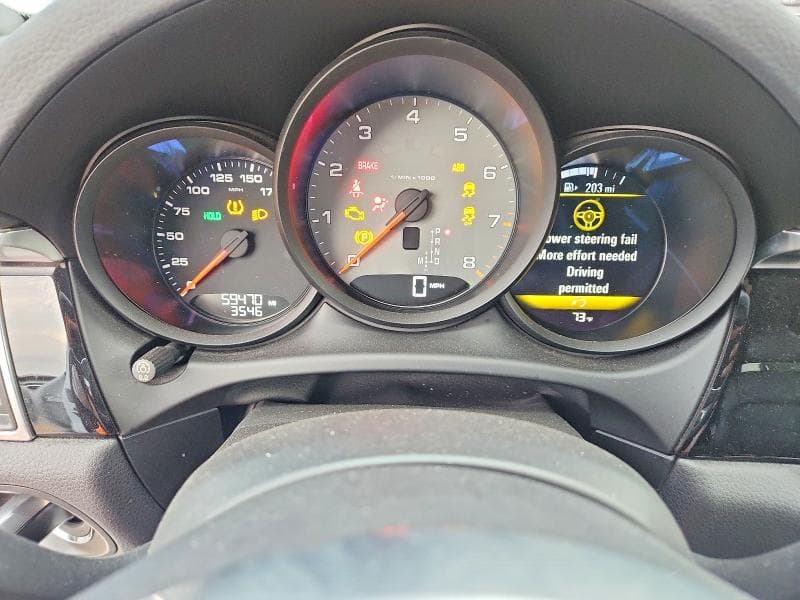 2018 PORSCHE MACAN S 9