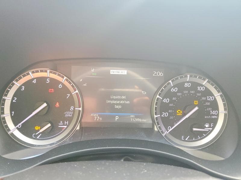 2022 TOYOTA HIGHLANDER XLE 9