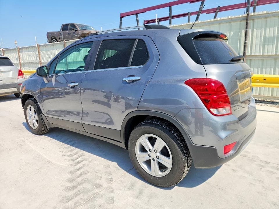 2020 CHEVROLET TRAX 1LT 2