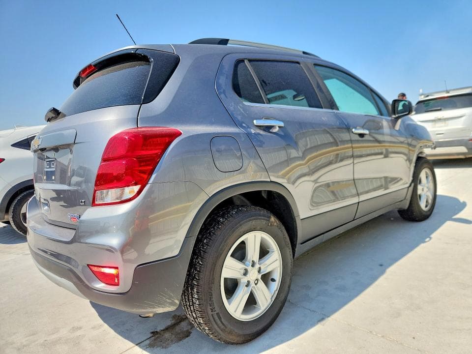2020 CHEVROLET TRAX 1LT 3